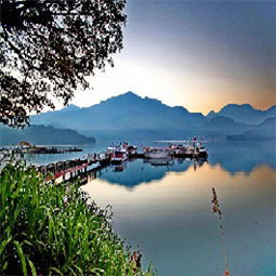 Sun Moon Lake Tour (2 Days)